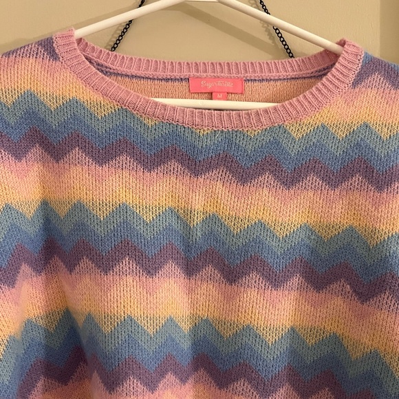 Sugar Thrillz sweater shorts set - Picture 3 of 7